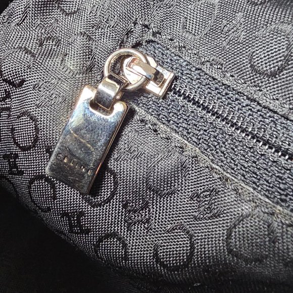 Celine Monogram Vintage Bag | Celine Bag in Black - Picture 3 of 15